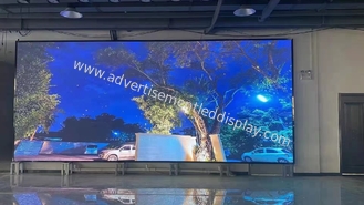 Display a LED interno in alluminio con sistema audio integrato per una soluzione all-in-one