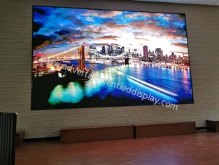 P7.62 1920hz Display LCD pubblicitario esterno montato a parete 1g1r1b
