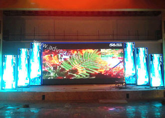 La pubblicità LED dell'aeroporto IP65 di colore pieno di RGB visualizza il bordo di Digital