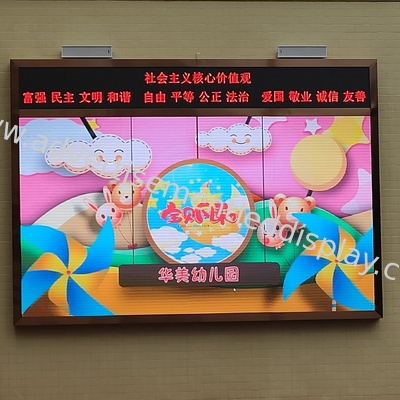 Display a LED Ultra HD per uso interno con colori vivaci e alta luminosità