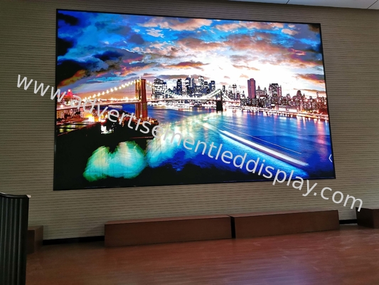 P7.62 1920hz Display LCD pubblicitario esterno montato a parete 1g1r1b