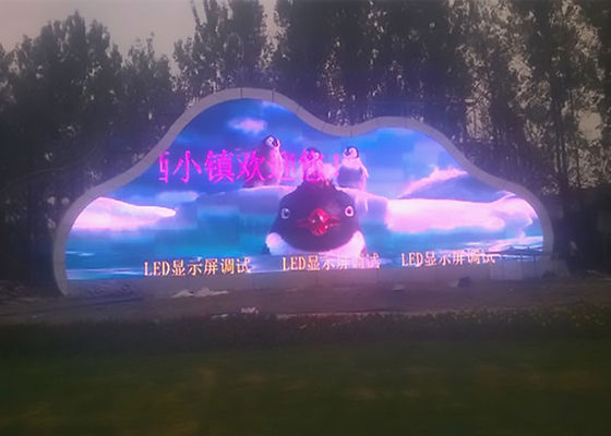 Display esterni a LED resistenti alle intemperie, perfetti per luoghi pubblicitari ad alto traffico